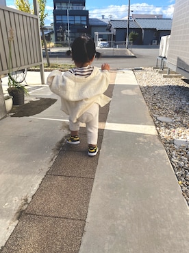「むすめコーデ」｜「アイテム（パンツ）」を使った、ひなぴよさん（キッズ・80cm）の秋コーディネート