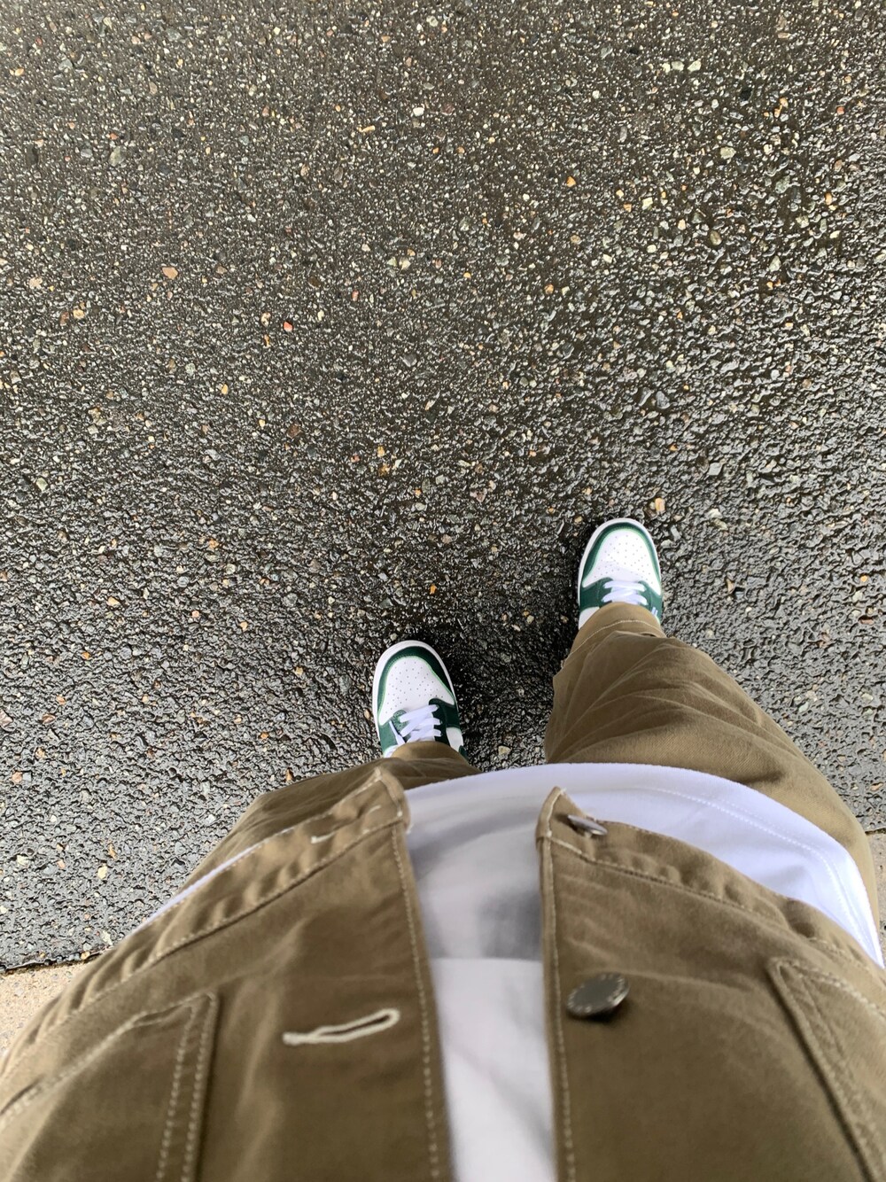 「おしゃれさんと繋がりたい、ストリートコーデ、メガネ男子、低身長」｜「NIKEのアイテム（スニーカー、グリーン系）」を使った、☆マサ☆さん（メンズ・164cm）の秋コーディネートの1枚目の写真