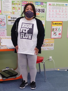 「WHITE（ホワイト）のアイテム」を使った、かおりんさん（レディース・156cm）の春コーディネート