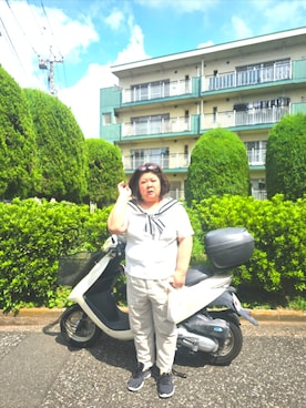 「アイテム（チノパンツ、その他）」を使った、かおりんさん（レディース・157cm）の秋コーディネート