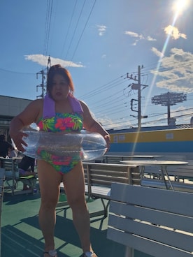 「アイテム（ビーチサンダル）」を使った、かおりんさん（レディース・156cm）の夏コーディネート