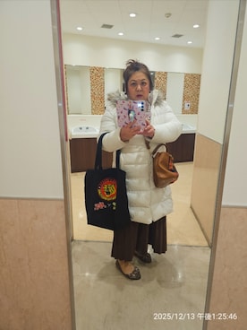 「アイテム（PC・スマホグッズ/家電）」を使った、かおりんさん（レディース・157cm）の冬コーディネート