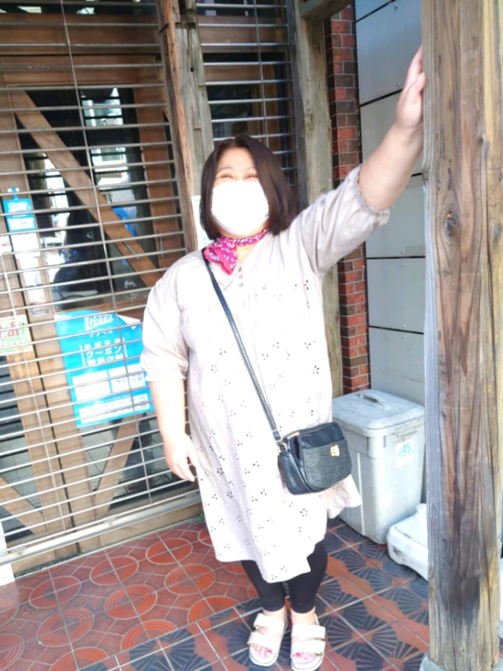 「お昼休みに‼️」｜「UNIQLOのアイテム（バンダナ/スカーフ、その他）」を使った、かおりんさん（レディース・156cm）の秋コーディネートの1枚目の写真
