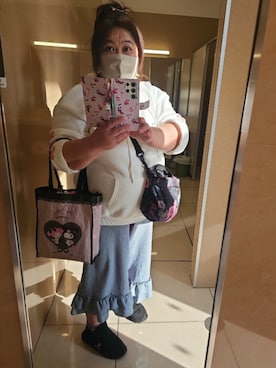 「sanrio（サンリオ）のアイテム」を使った、かおりんさん（レディース・157cm）の冬コーディネート