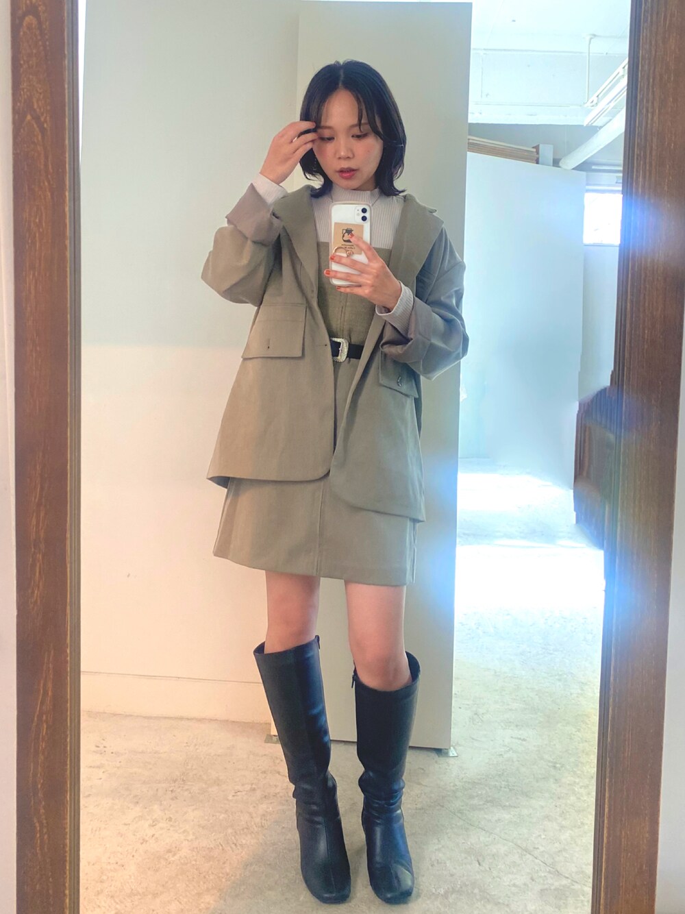 「シンプル、秋服、キレイめカジュアル、低身長コーデ、ジャケットスタイル、ブーツ、セットアップ、美容師コーデ、秋コーデ、ロングブーツ、おしゃれさんと繋がりたい、大人女子、ootd」｜「Who'sWhoのアイテム（ブーツ、ブラック系）」を使った、くろさん（レディース・153cm）の秋コーディネートの1枚目の写真