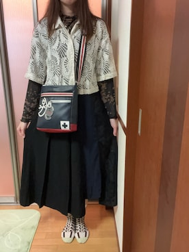 「アイテム（スカート）」を使った、亜輝さん（レディース・174cm）の秋コーディネート