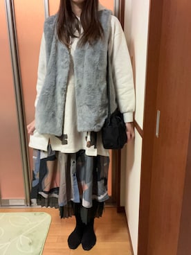 「Design Tshirts Store graniph（デザイン　ティーシャツ　ストア　グラニフ）のアイテム」を使った、亜輝さん（レディース・174cm）の冬コーディネート