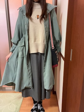 「Design Tshirts Store graniph（デザイン　ティーシャツ　ストア　グラニフ）のアイテム」を使った、亜輝さん（レディース・174cm）の冬コーディネート