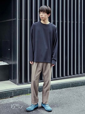 「PUBLIC TOKYO（パブリックトウキョウ）のアイテム（スラックス）」を使った、姫野 裕斗さん（メンズ・176cm）の秋コーディネート