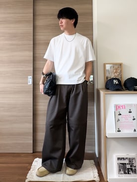「UNIQLO（ユニクロ）のアイテム（Tシャツ/カットソー、ホワイト系）」を使った、Keiさん（メンズ・177cm）の春コーディネート