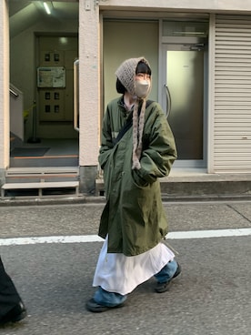 「ニットキャップ」｜「アイテム（ワンピース/ドレス）」を使った、もえ香さん（レディース・156cm）の冬コーディネート