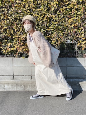 「アイテム（ジャンパースカート、ホワイト系）」を使った、asukaさん（レディース・157cm）の冬コーディネート