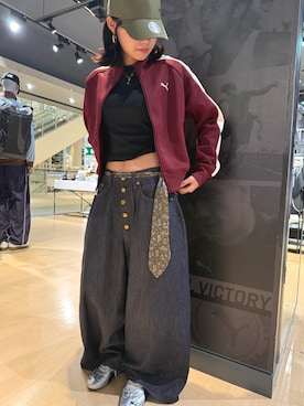 「アイテム（ジャージ、レッド系）」を使った、PUMAさん（レディース・160cm）の秋コーディネート