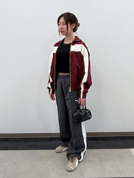 「アイテム（ジャージ）」を使った、PUMAさん（レディース・154cm）の秋コーディネート
