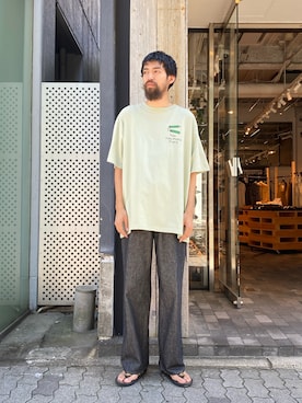 「アイテム（デニムパンツ）」を使った、アスガルさん（メンズ・185cm）の夏コーディネート