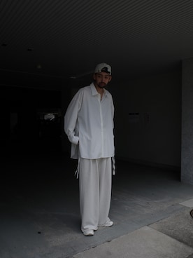 「アイテム（スウェットパンツ、シルバー系）」を使った、アスガルさん（メンズ・185cm）の夏コーディネート