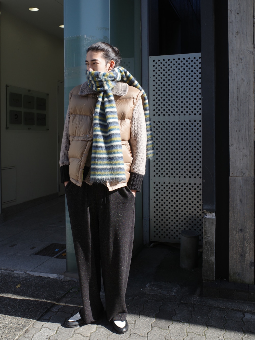 YOKEのマフラーを使った人気ファッションコーディネート - WEAR