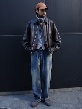 「アイテム（デニムパンツ）」を使った、アスガルさん（メンズ・185cm）の秋コーディネート