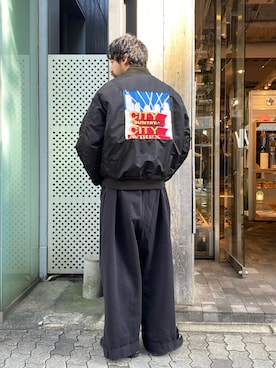 「アイテム（MA-1）」を使った、アスガルさん（メンズ・185cm）の秋コーディネート