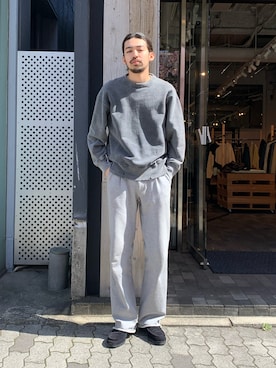 「ancellm」｜「アイテム（スウェット）」を使った、アスガルさん（メンズ・185cm）の春コーディネート