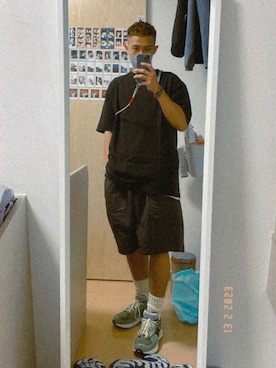 「JJJJound（ジョウンド）のアイテム」を使った、Sheldon Hoさん（メンズ・174cm）の春コーディネート