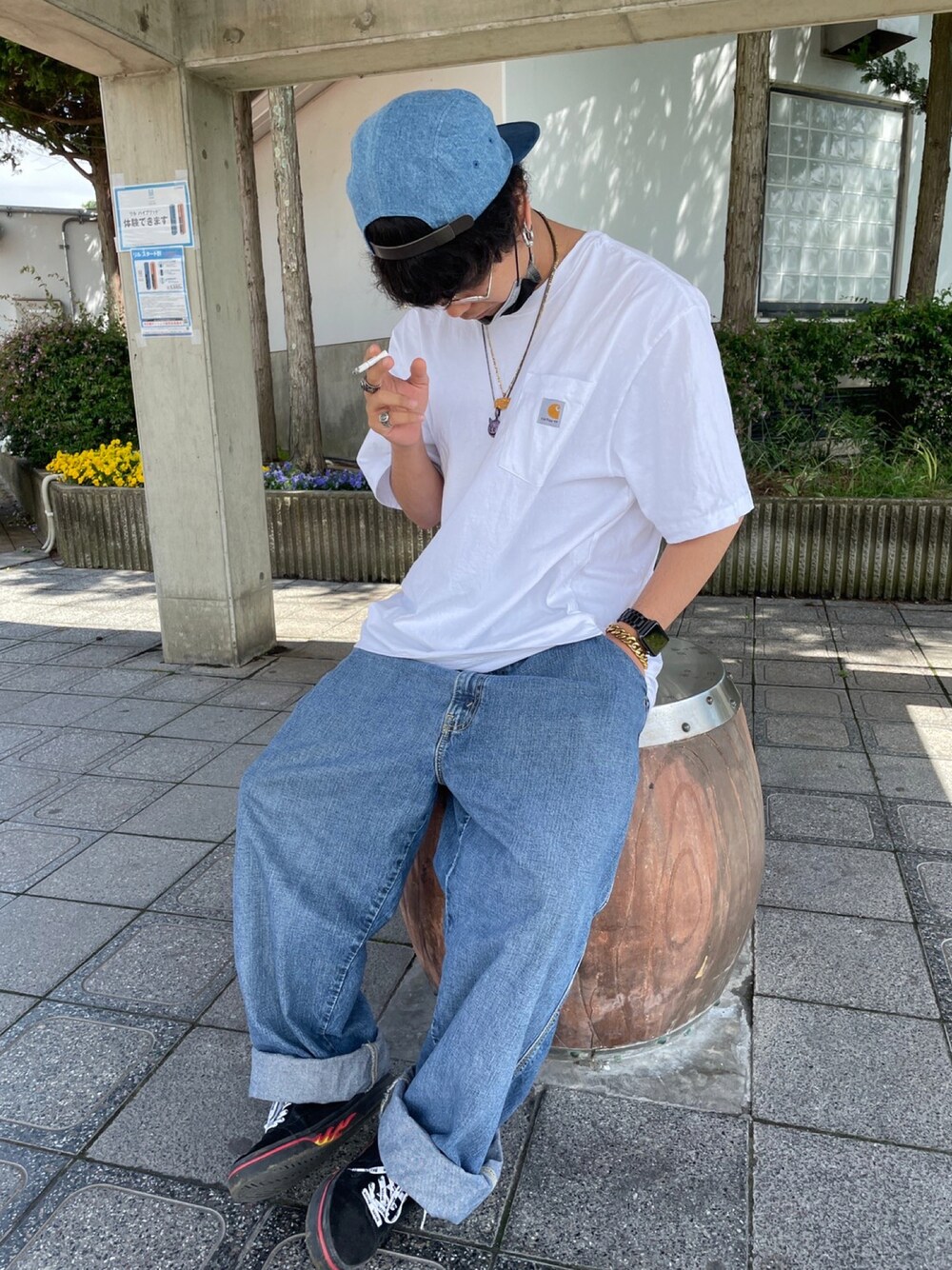 「デニム、wtaps、Levi's、ビッグシルエット」｜「Carharttのcarhartt カーハート Workwear 1/2-Sleeve T-Shirts ビッグシルエット 半袖 ポケットTシャツ（Tシャツ/カットソー、ホワイト系）」を使った、238さん（メンズ・176cm）の夏コーディネートの1枚目の写真