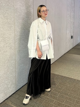 「SAYAKADAVIS（サヤカディヴィス）のSAYAKA DAVIS 別注 THE シャツ（シャツ/ブラウス、グリーン系）」を使った、SAKURAKOさん（レディース・165cm）の春コーディネート