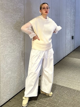 「CALMER（カルメール）のBrisbane moss Barrel PT / ブリスべンモスバレルパンツ（その他パンツ、ホワイト系）」を使った、SAKURAKOさん（レディース・165cm）の夏コーディネート