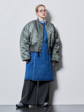 「アイテム（MA-1）」を使った、SAKURAKOさん（レディース・165cm）の秋コーディネート