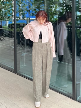 「アイテム（スラックス）」を使った、yukisugasawaさん（レディース・155cm・30代）の秋コーディネート