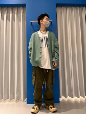 「DANKE SCHON（ダンケシェーン）のDankeSchon/ダンケシェーン/リメイクカーゴパンツ（カーゴパンツ）」を使った、RIKIKYAさん（メンズ・168cm）の春コーディネート