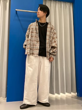 「WHITELAND（ホワイトランド）のアイテム（スウェットパンツ）」を使った、RIKIKYAさん（メンズ・168cm）の春コーディネート