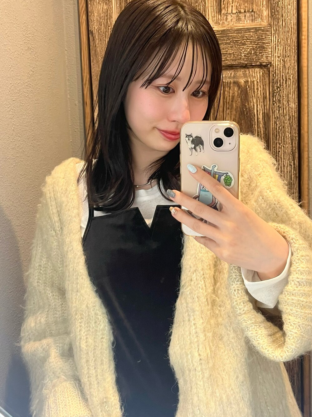 「キャミワンピ」｜「mysticの【サイズ展開あり】ベロアミニワンピース（ワンピース、ブラウン系）」を使った、mokaさん（レディース・158cm）の春コーディネートの1枚目の写真