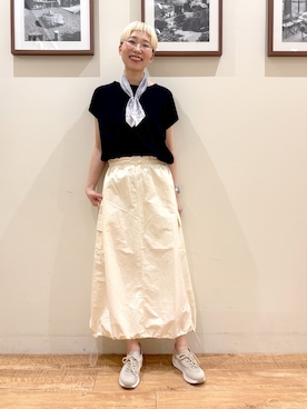 「アイテム（ニット/セーター）」を使った、Ayumiさん（レディース・168cm）の夏コーディネート