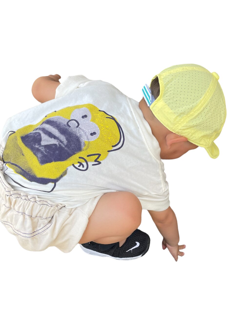 「キッズコーデ、カジュアルコーデ、男の子、Tシャツ、夏、ストリート、カジュアル」｜「KAKUOZAN LARDERのアイテム（Tシャツ/カットソー、ホワイト系）」を使った、KIITOさん（キッズ・90cm）の夏コーディネートの1枚目の写真