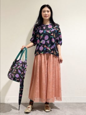 「Jocomomola（ホコモモラ）のアイテム（パンツ）」を使った、Jocomomolaさん（レディース・159cm）の夏コーディネート
