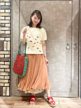 「Jocomomola（ホコモモラ）のアイテム（スカート）」を使った、Jocomomolaさん（レディース・166cm）の夏コーディネート