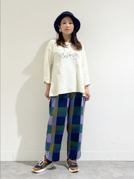「Jocomomola（ホコモモラ）のアイテム（パンツ）」を使った、Jocomomolaさん（レディース・160cm）の秋コーディネート