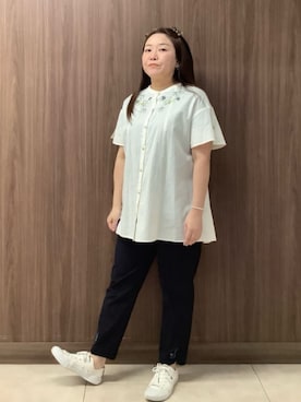 「Jocomomola（ホコモモラ）のアイテム（パンツ）」を使った、Jocomomolaさん（レディース・160cm）の春コーディネート