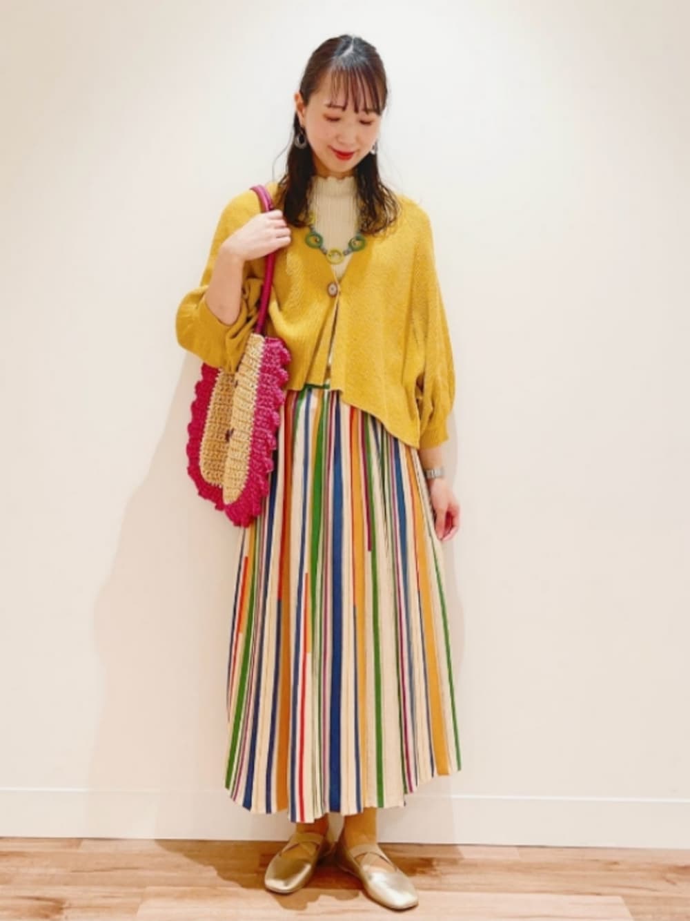 「JocomomolaのCampo リブ七分袖カットソー（Tシャツ/カットソー、ホワイト系）」を使った、Jocomomolaさん（レディース・160cm）の冬コーディネートの1枚目の写真
