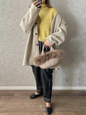 「ファー」｜「アイテム（ノーカラーコート）」を使った、𝓅𝑜𝒸𝑜さん（レディース・156cm）の秋コーディネート