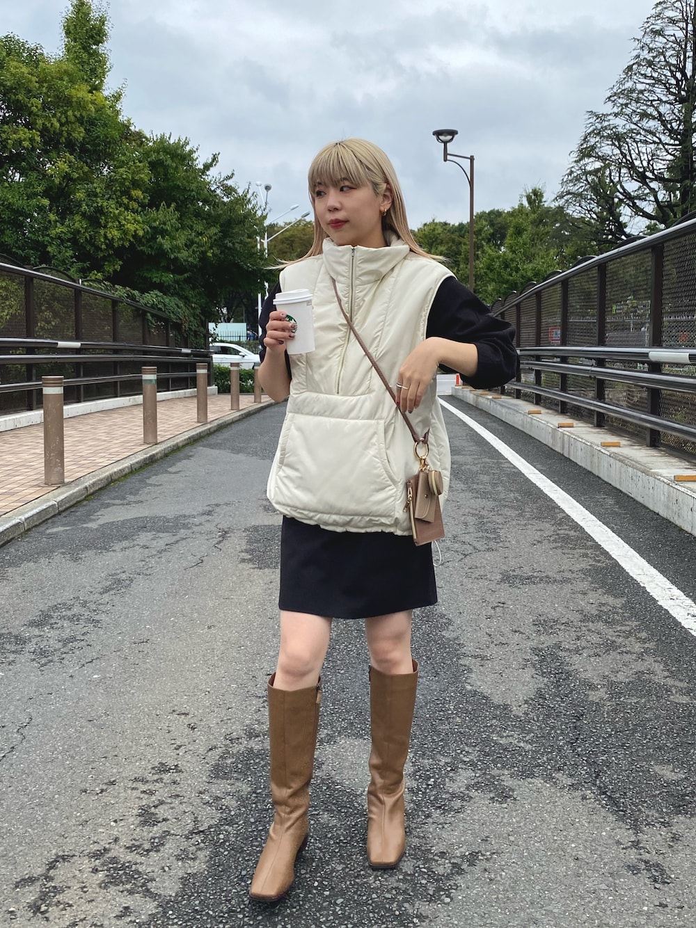 CAPRICIEUX LE'MAGE（カプリシューレマージュ）の「ストレッチ