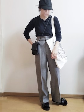 「feepur（フェピュール）のアイテム（スラックス）」を使った、ₛₑₜₜₛさん（レディース・161cm）の春コーディネート