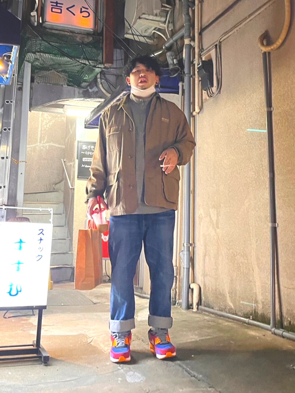 「おさんぽ」｜「UNIQLOのアイテム（デニムパンツ、ブルー系）」を使った、JUnN®︎さん（メンズ・177cm）の冬コーディネートの1枚目の写真