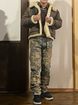 「クラッシュデニム」｜「アイテム（ムートンコート）」を使った、なかじまけんたさん（メンズ・176cm）の秋コーディネート