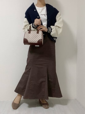 「スクエアトゥ」｜「アイテム（スタジャン）」を使った、𝕞𝕚𝕜𝕠さん（レディース・159cm）の秋コーディネート