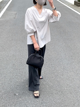 「GOGOSING（ゴゴシング）のアイテム（スラックス）」を使った、walk55marinさん（レディース・165cm）の夏コーディネート