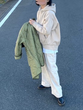 「Dr. Martens（ドクターマーチン）のDr.ﾏｰﾁﾝ　1460　8ホール（ブーツ）」を使った、walk55marinさん（レディース・165cm）の冬コーディネート