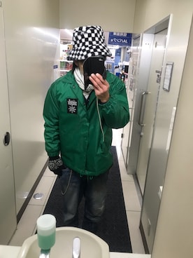 「ZIP FIVE（ジップファイブ）のアイテム（ブルゾン）」を使った、ともキングさん（メンズ・176cm）の冬コーディネート