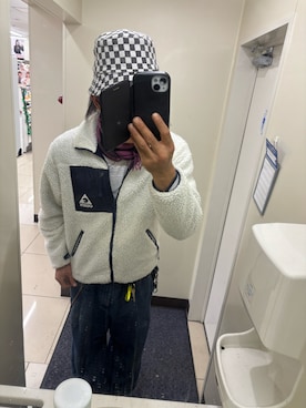 「アイテム（デニムパンツ）」を使った、ともキングさん（メンズ・176cm）の秋コーディネート